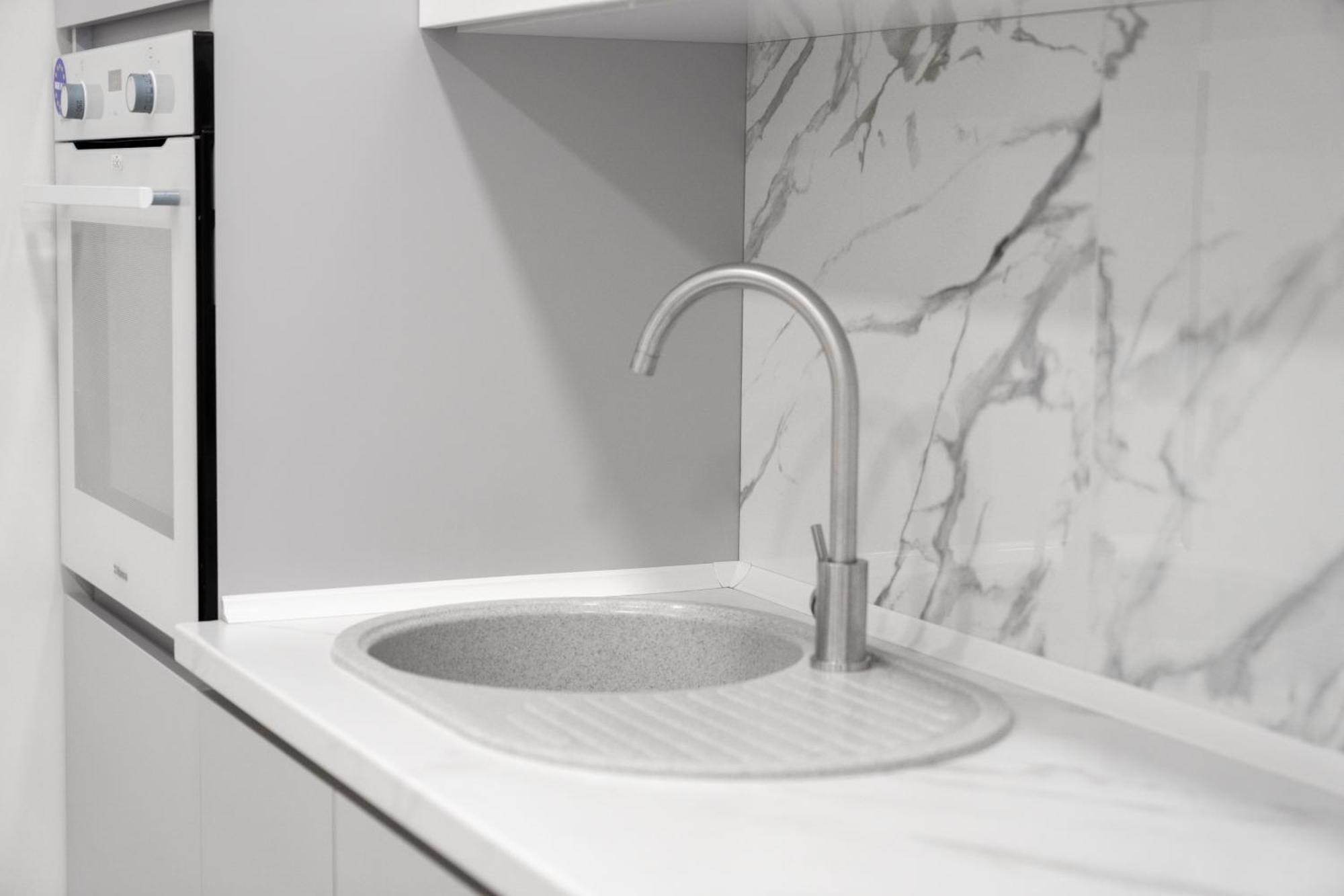Luxury New Avram Iancu Apartments 基希讷乌 外观 照片